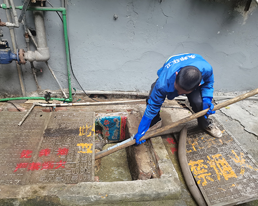 灵台清掏化粪池