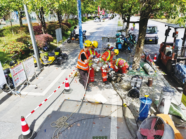  灵台UV-CIPP紫外光固化修复